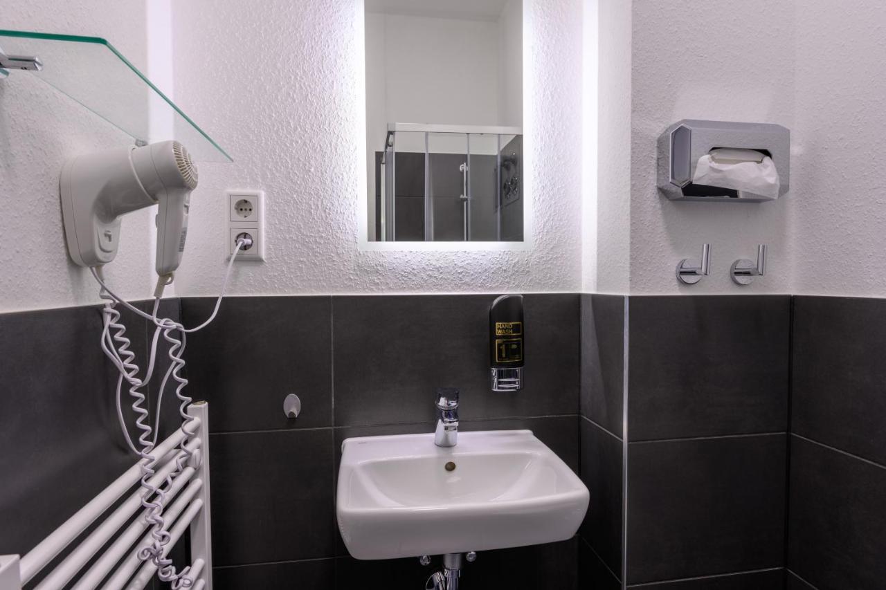 Royale Apartaments Central City Köln Kültér fotó